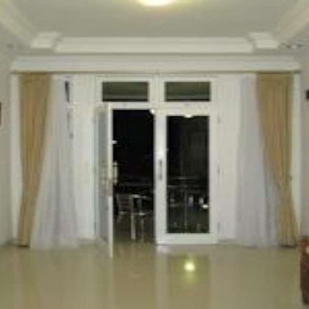 Ge Jacmart Homestay Makassar By Zuzu Εξωτερικό φωτογραφία